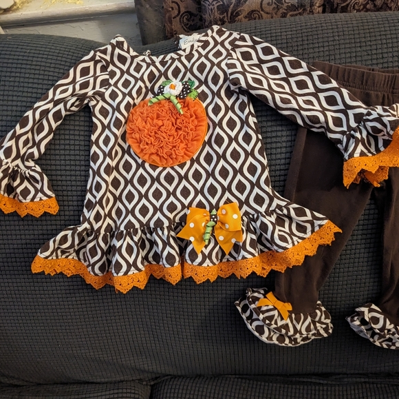 Toddlers Adorable Fall outfit sz 18 mos - Picture 7 of 10